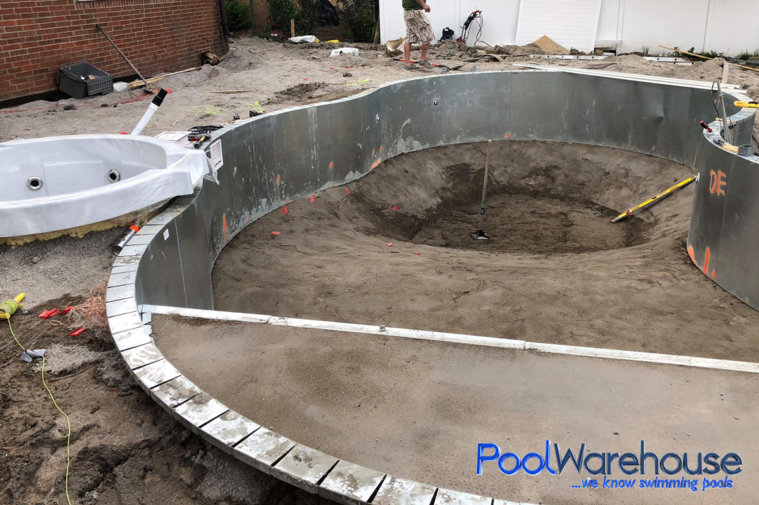 Wilds Family Michigan Swimming Pool Kit Construction