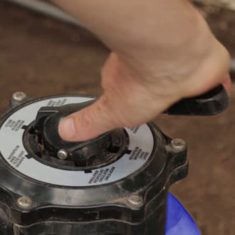 Changing pool filter sand